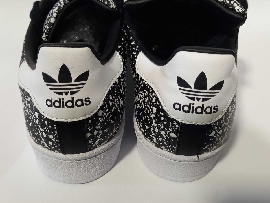 Buty adidas
Superstar ,wyjatkowy model.