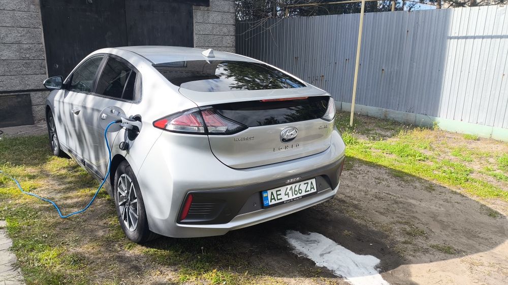 Hyundai ionic 38кВт premium