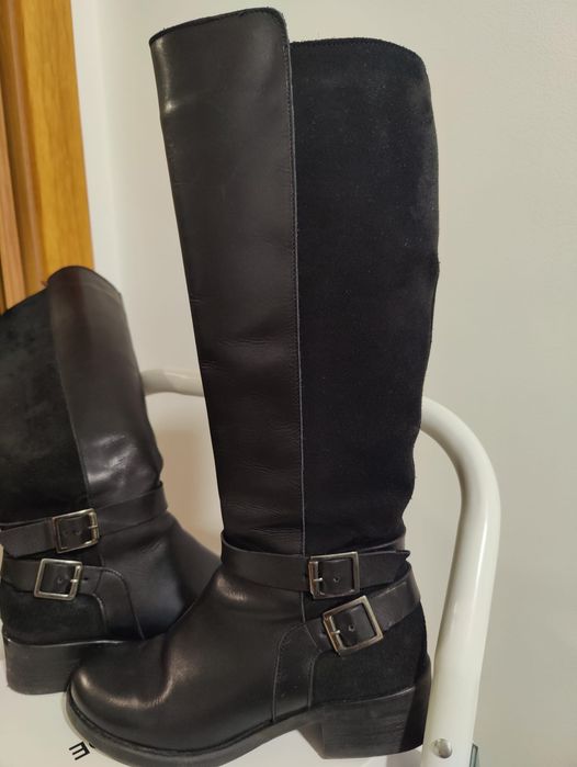 Botas de cano alto, tamanho 36