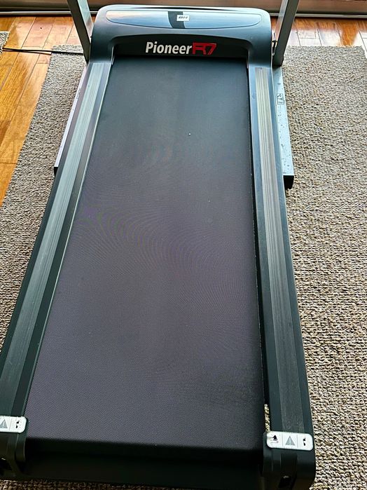 Passadeira Fitness BH Pioneer R7 G6586