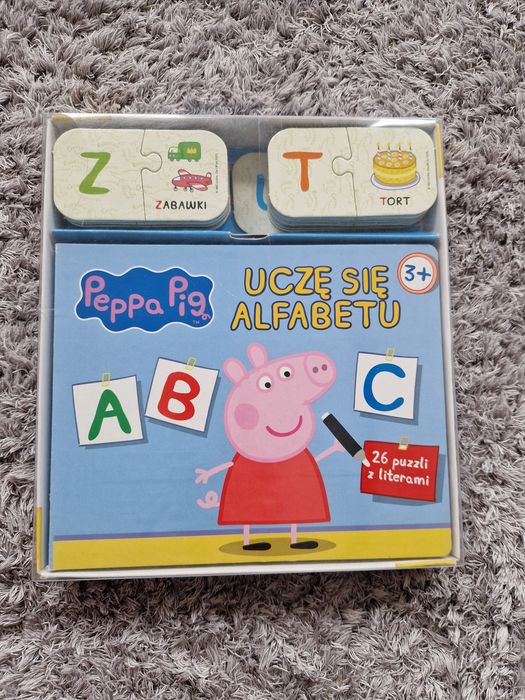 Książka i puzzle Świnka Peppa "Uczę się alfabetu"