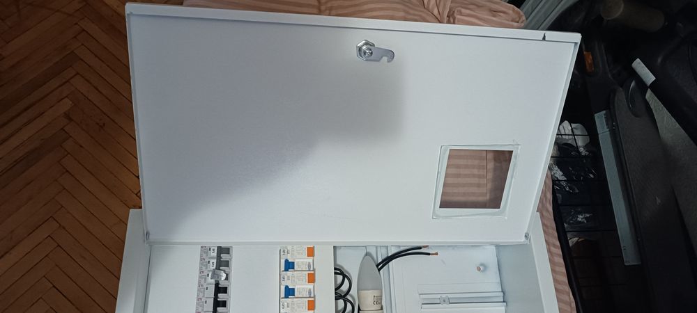 Продам кабель ВВГнг 3*1.5 мідний ,Щиток металевий з лічильником на 42 модулі