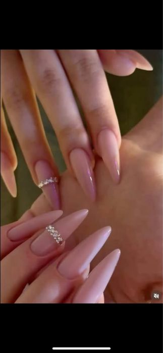 Press on nails na zamowienie