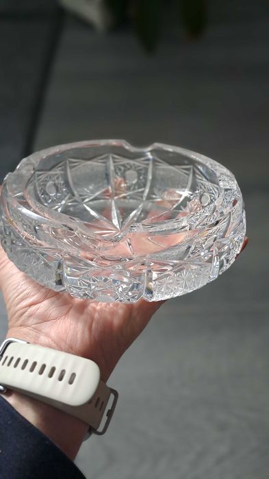 Kryształ popielnica