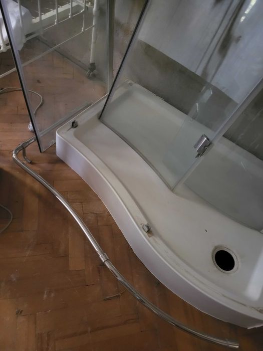 kabina prysznicowa otwierana