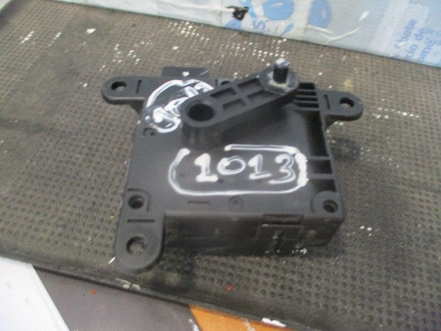 Motor da comporta da sofagem HYUNDAI i10 (PA)
