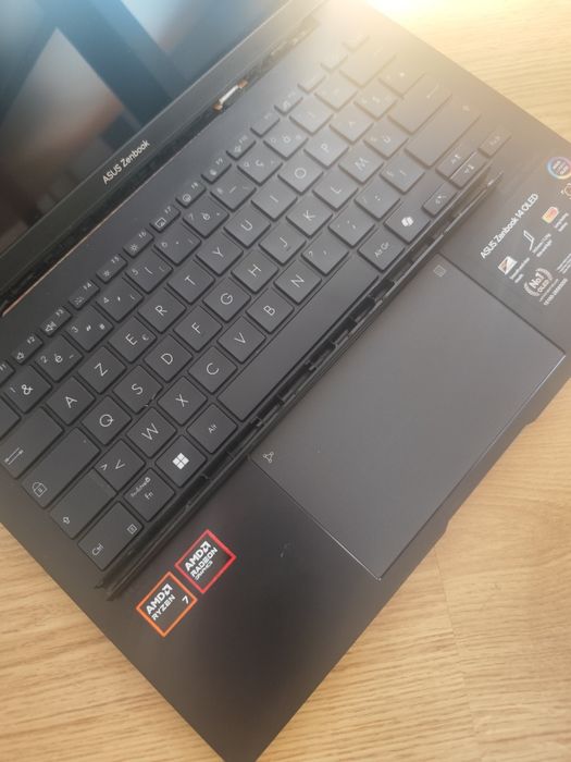 Asus zenbook 14 ddr5 ssd ryzen 7