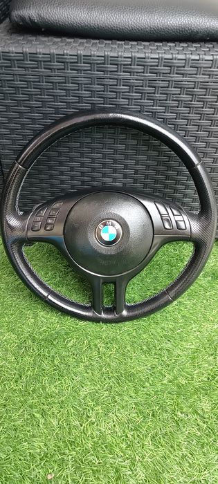 Volante bmw pack Sport E46;E39;E53 pele preta e multifunções impecável
