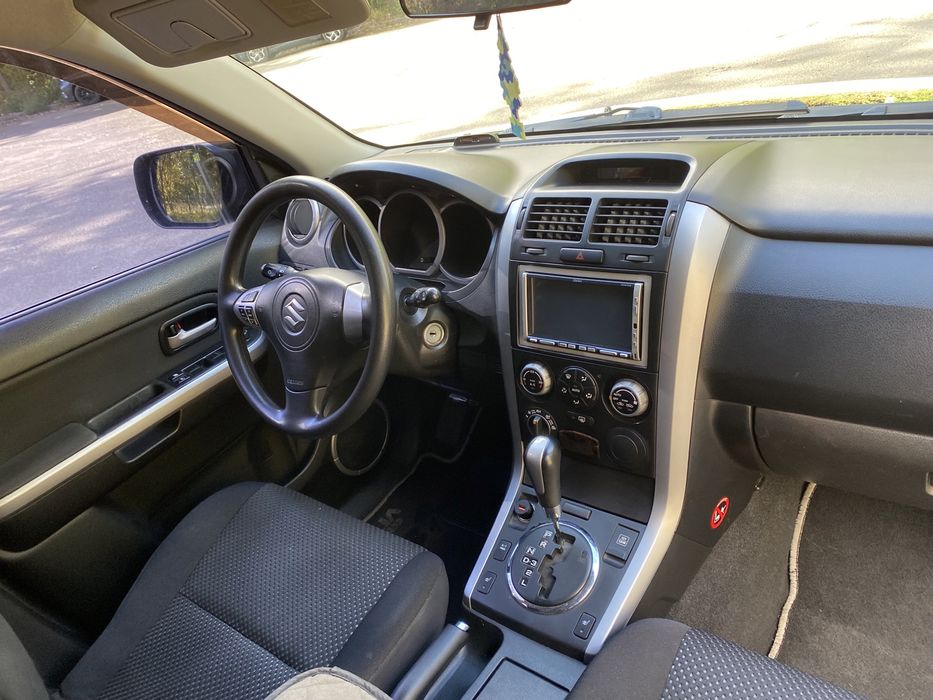 Suzuki Grant Vitara 2.0 бенз