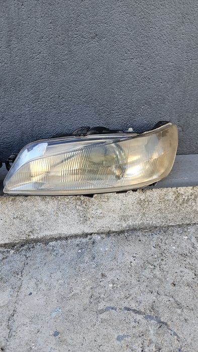 Faróis peugeot 306