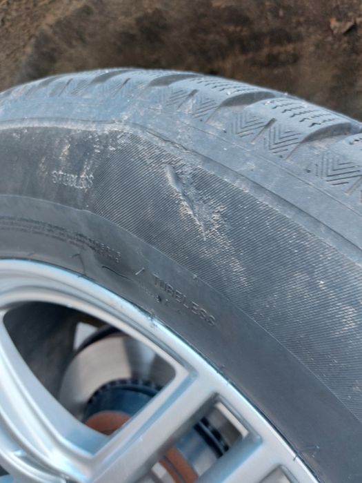 Резина зимова 275/55 r20