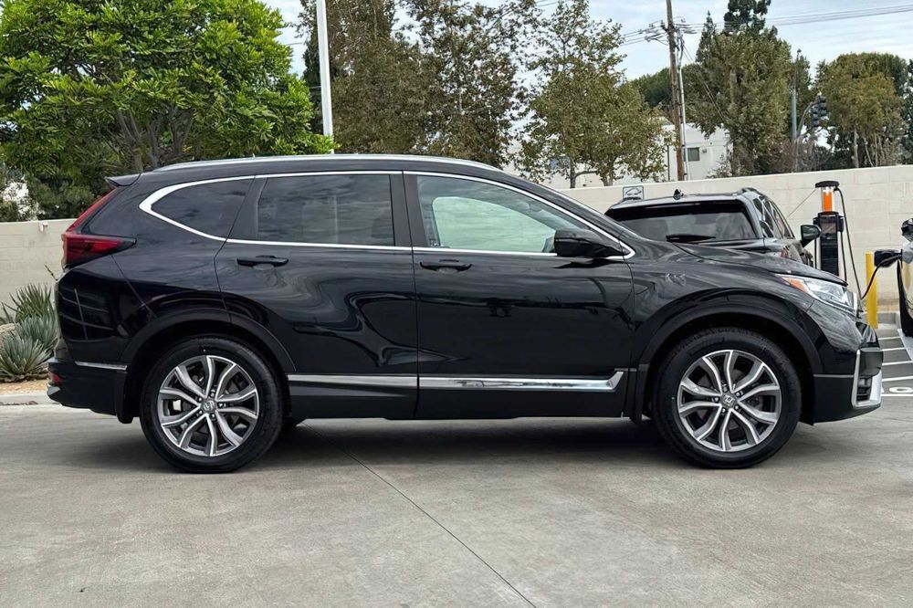 Honda CR-V Hybrid Touring      2022