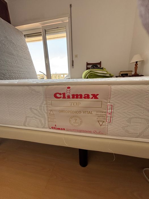 Colchão Climax Ortopédico 135x195 – Bom Estado