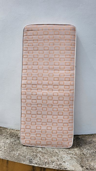 Colchão cama criança (usado)