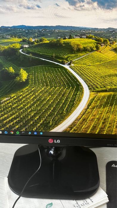 Продам монітор 23" LG