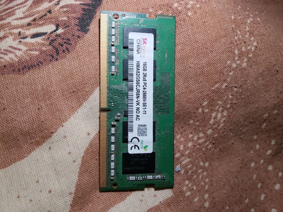 Планка 16gb ddr4 2667mhz, працює повністю