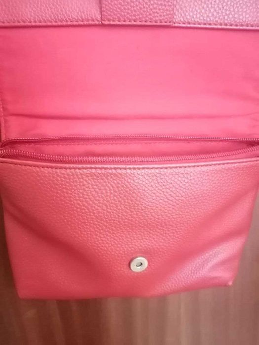 Bolsa de Ombro Vermelha da marca Reitmans