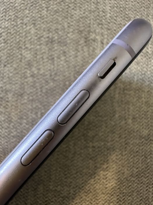 Iphone 11 lilas com 128GB Roxo / lilás