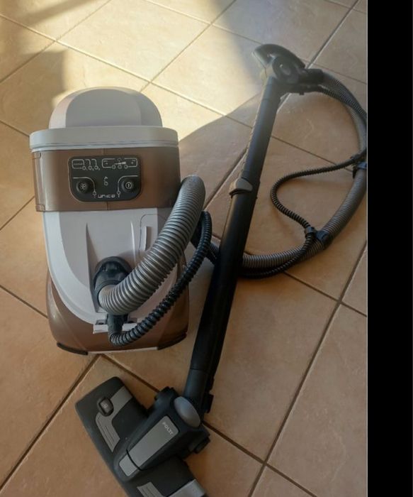 Aspirador polti mcv85