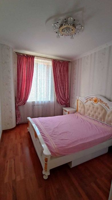 Продається 4-кімнатна квартира ЖК Гвардейский ТОРГ