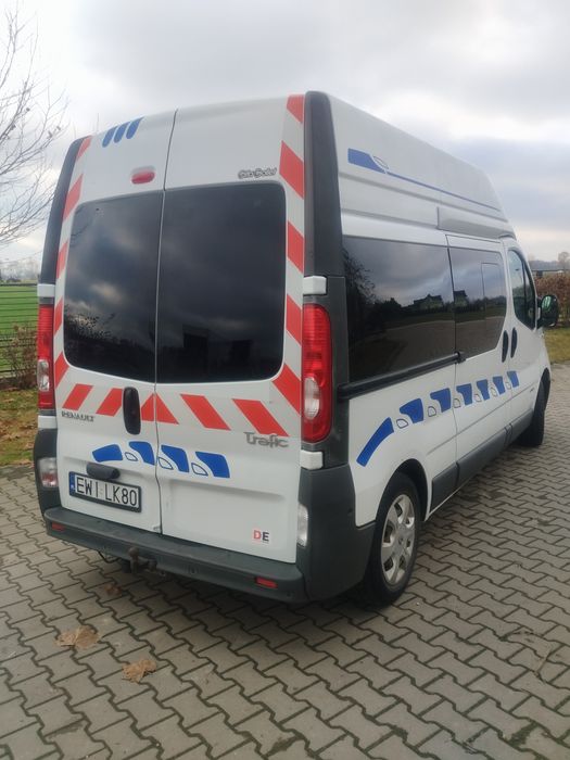 Renault Trafic (nie Opel Vivaro) silnik 2.5 camper, ambulans mobilny