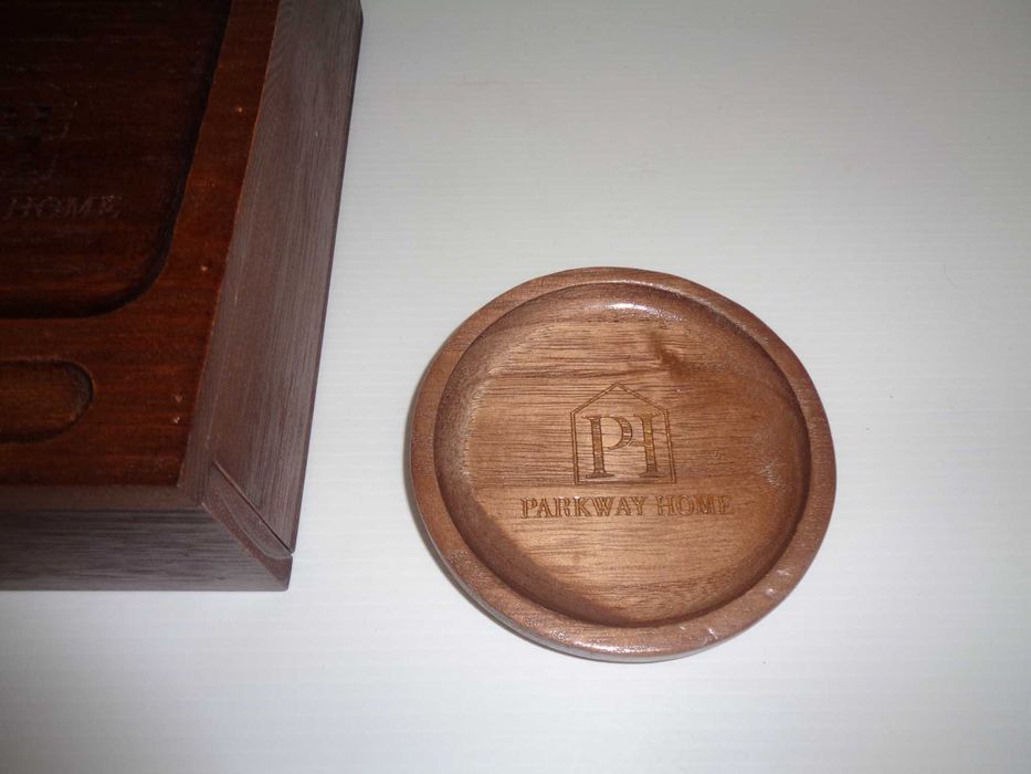 Base para Secretária - Parkway Home - Novo