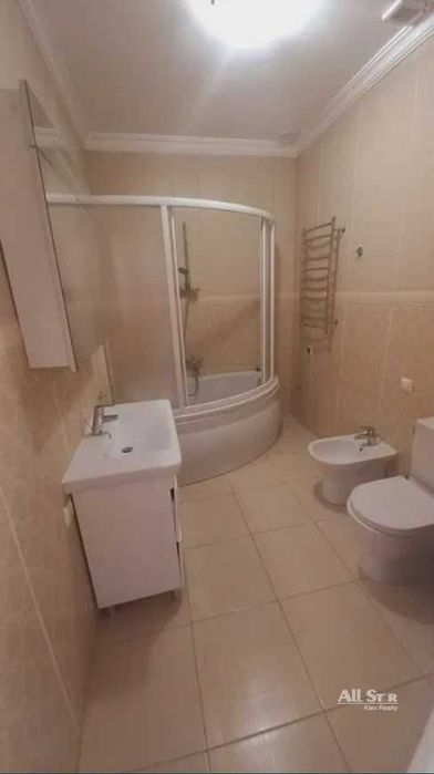 Оренда 5к квартири в Києві, Печерський р-н, Крутий спуск 5 Без комісії