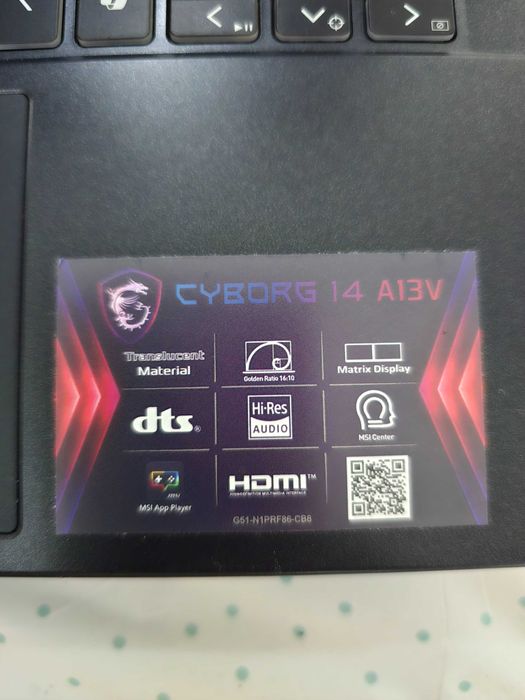 Portátil gaming cyborg 14