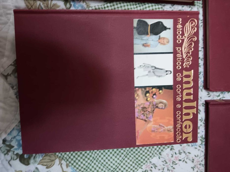 Livros antigos 1981 - mulher método prático de corte e confecção