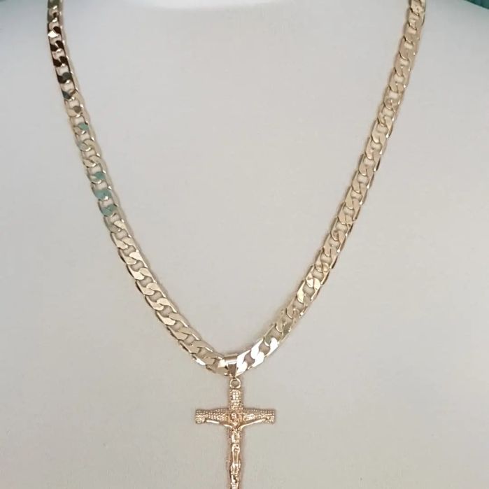 Pozłacany komplet męski łancuszek I krzyż splot pancerka 55cm