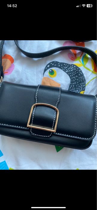 Mała czarna złota torebka na ramię nowa reserved crossbody elegancka