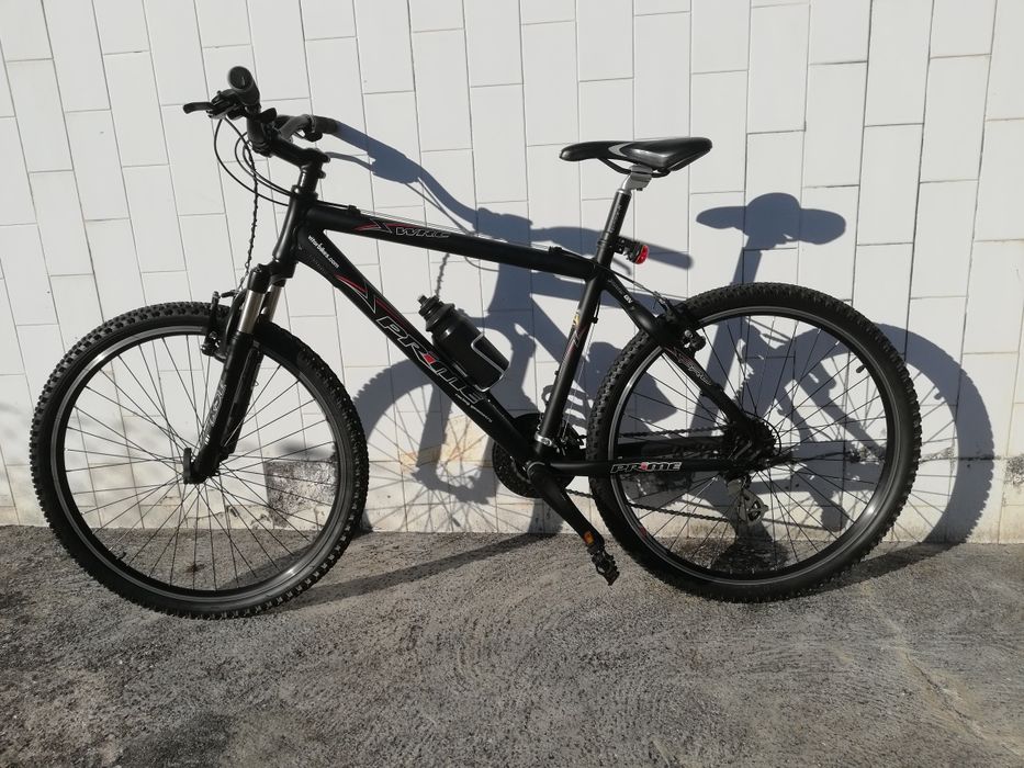 Bicicleta marca prime, em estdo como nova.