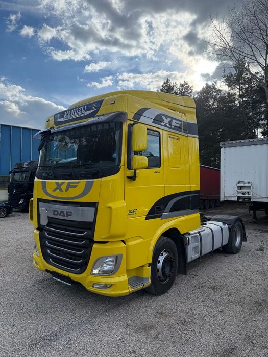 DAF XF460 SPACE CAB AUTOMAT SPOJLERY HYDRAULIKA DO WYWROTU 1xALUTANK STANDKLIMA LODÓWKA EURO 6 2015r ŁADNY  1xAlutank Kipperhydraulik Automat Spojlery Standklima Lodówka 2015r E6