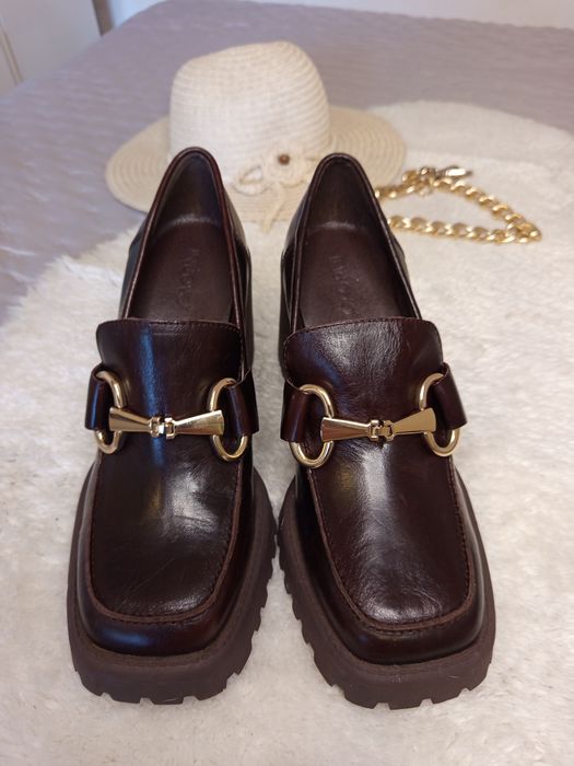 Mocassins Inuovo tamanho 38 novo