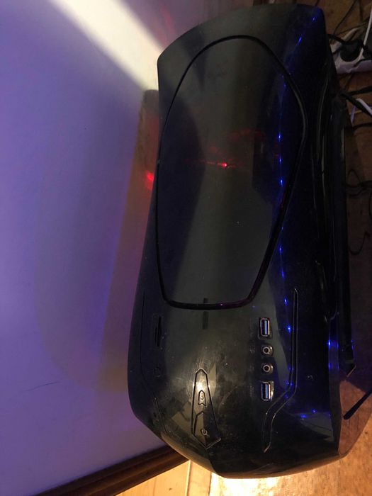 Desktop Gaming (NVIDIA GF GTX 1070 - RAM:16 GB - 255GB-SSD -1 TB HDD)