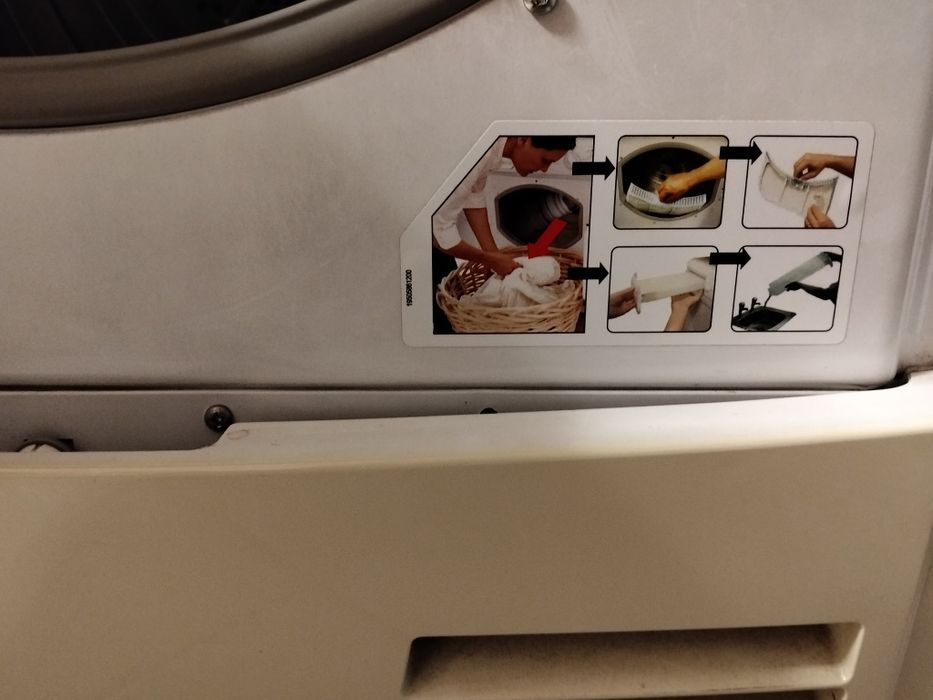 Máquina secar roupa Indesit