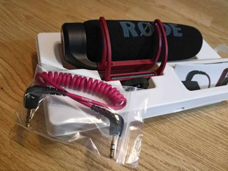 RODE VideoMic GO II + SC4アダプター付きセット Amazon | Rode VideoMic GO II 超コンパクトアナログ/USBカメラ