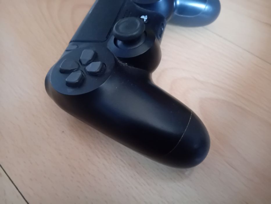 Comando ps4 eu estou a vender