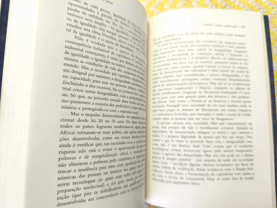 Ética na sociedade plural -de Francisco Sarsfield Cabral