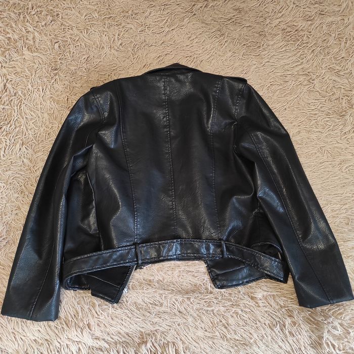 Куртка жіноча шкіряна