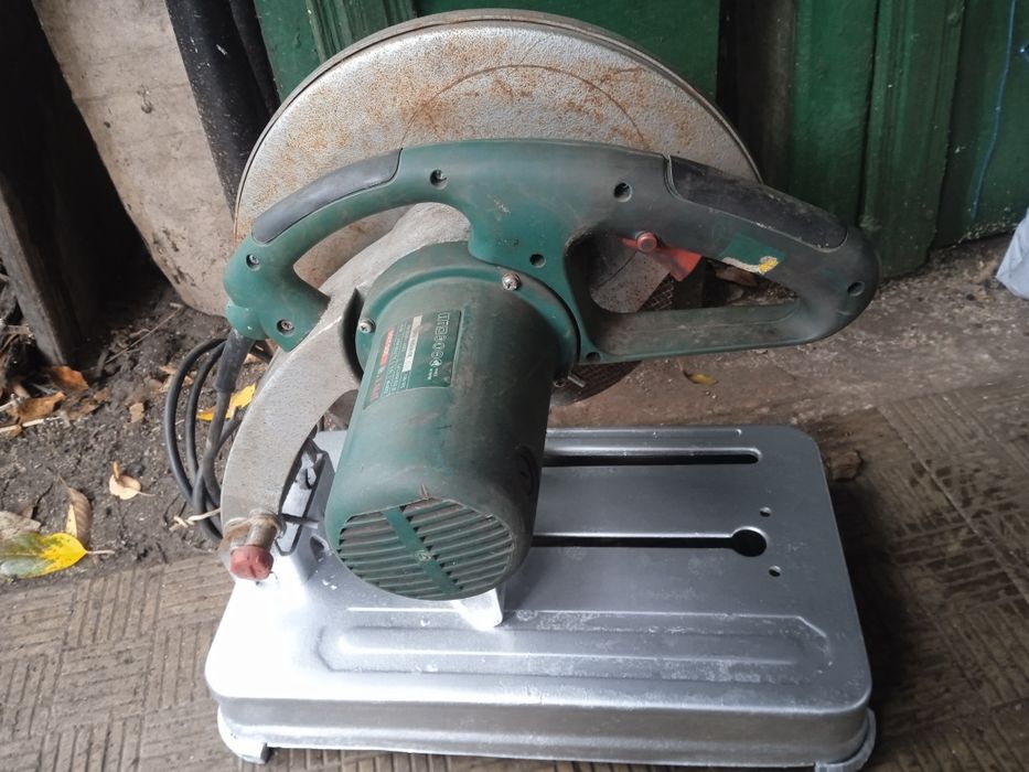 дисковая пила DWT SDS 2200