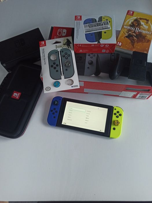 Nintendo Switch + dodatki i gra