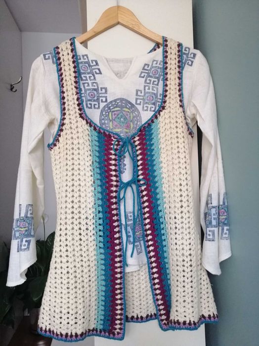 Hennes piękna, szydełkowa kamizelka  rozm M