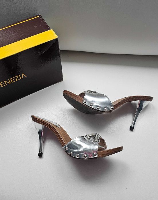 Venezia klapki srebrne roz 41