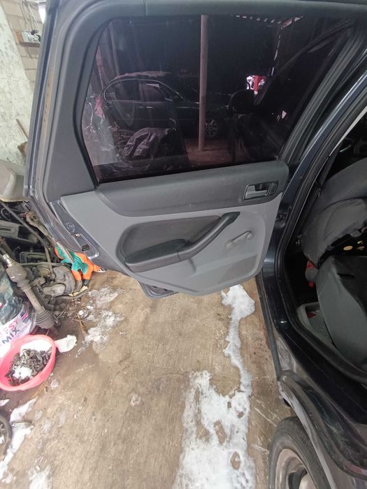 Карты Дверные Форд Фокус 2 Ford Focus mk2 Карта Двери Обшивка