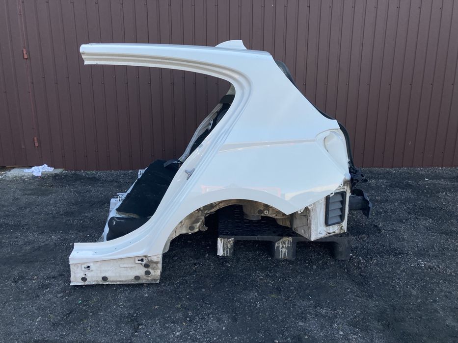 BMW F20 ćwiartka tylna lewa tył lewy próg poszycie 300 alpin weib