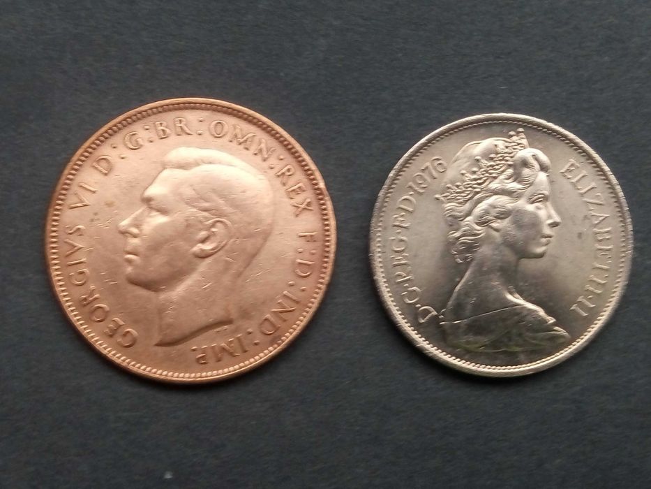 2 moedas de 10 pence , one Penny 1978/ 1947