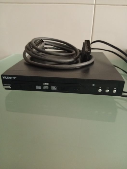 DVD como novo com cabo de 21 pines sem comando