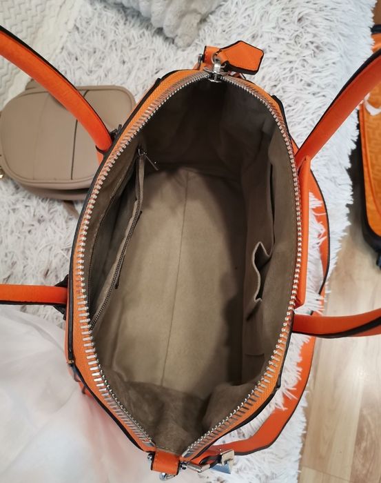 Torebka skórzana GIVENCHY ORANGE
