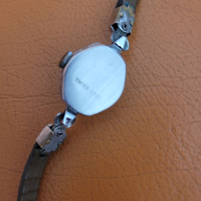 Stary zegarek swiss case